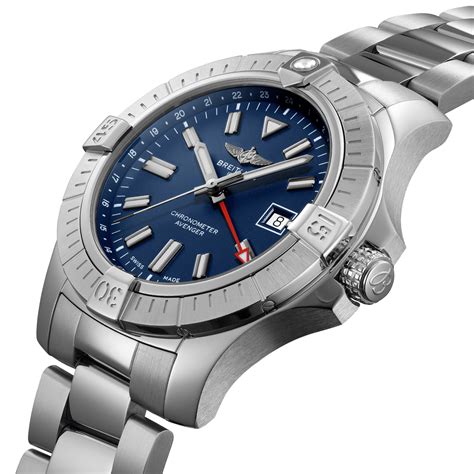 Avenger Automatic GMT 45 Stainless steel 